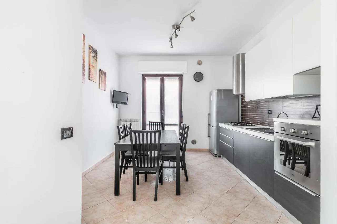Appartamento Trilocale 95Mq Milano - Bocconi E Navigli Italy