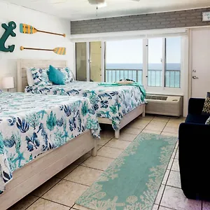 beachfront-with-free-beach-serviceprivate-balcony.panamacity-beachhotels.com/