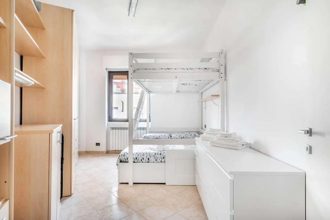Apartment Appartamento Trilocale 95Mq Milano - Bocconi E Navigli